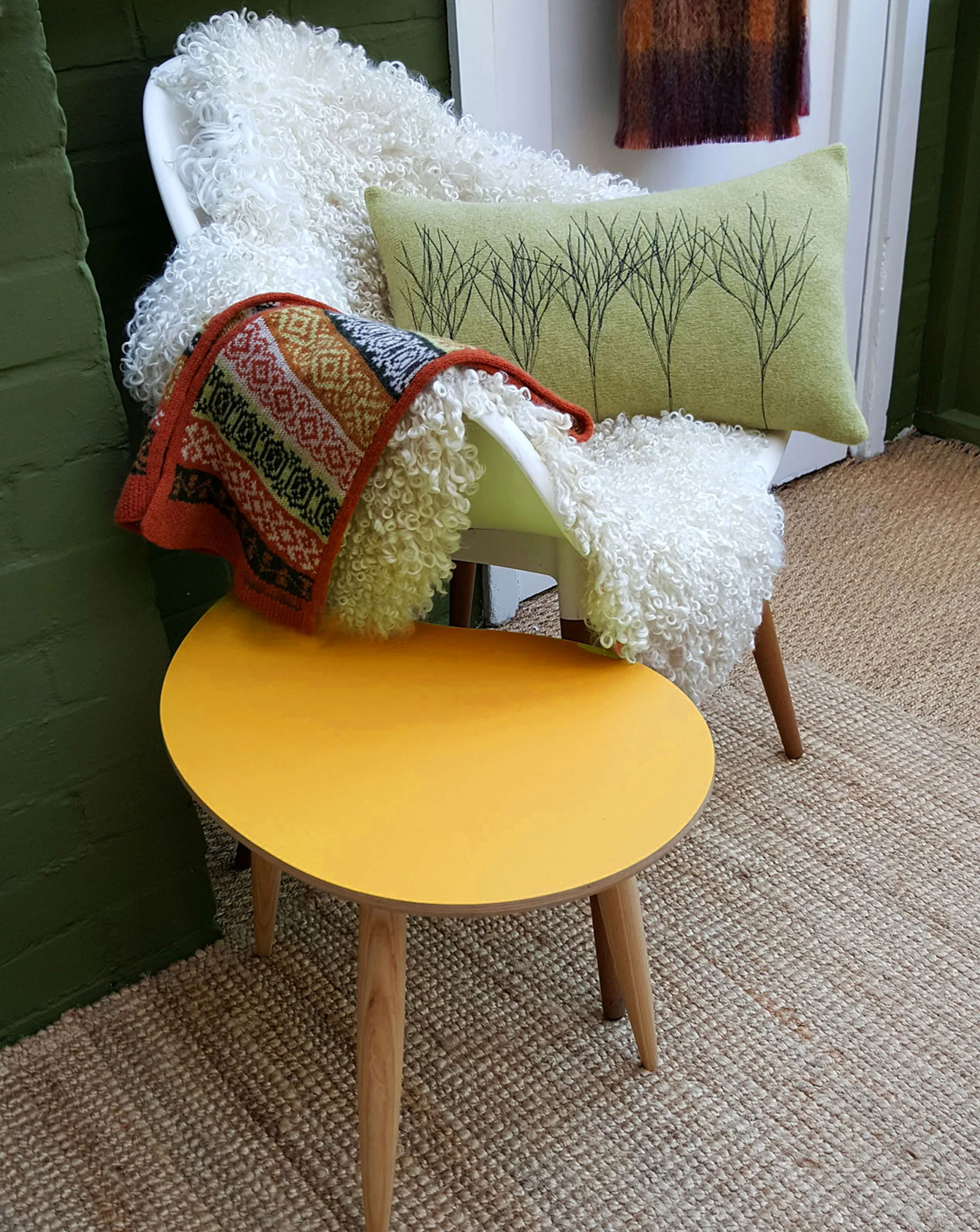 Comma Table - Image 14