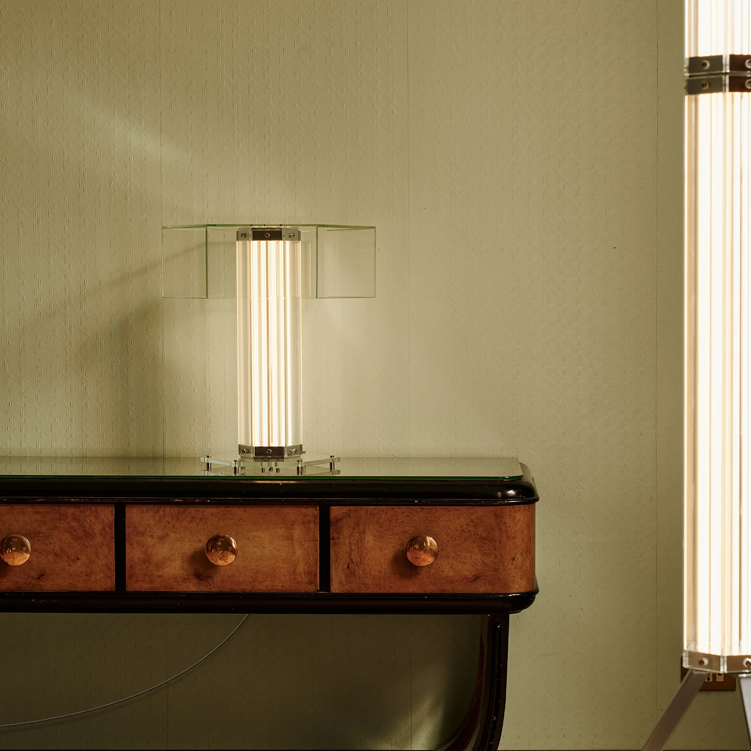SuperWire Table Lamp - Image 3