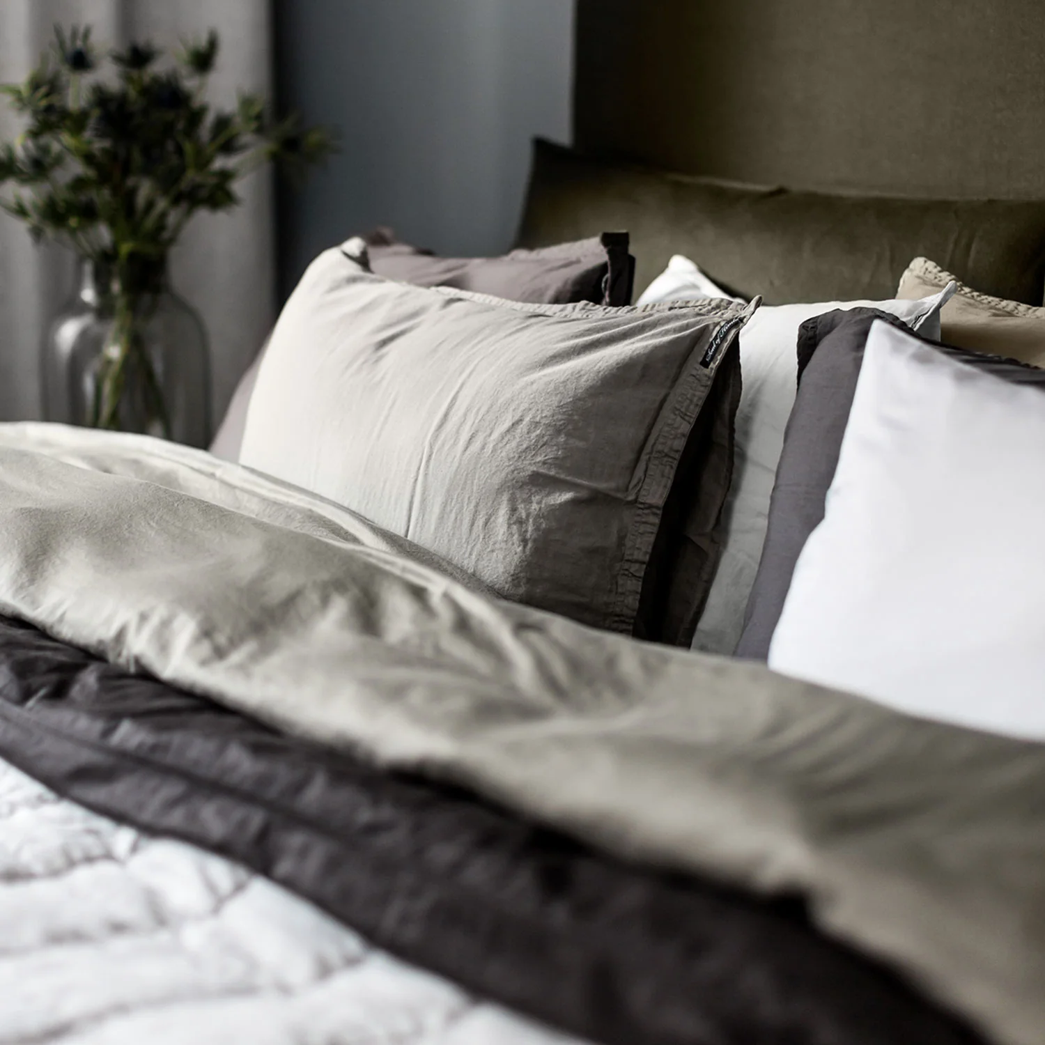 Sunshine Linen Cushion - Image 17