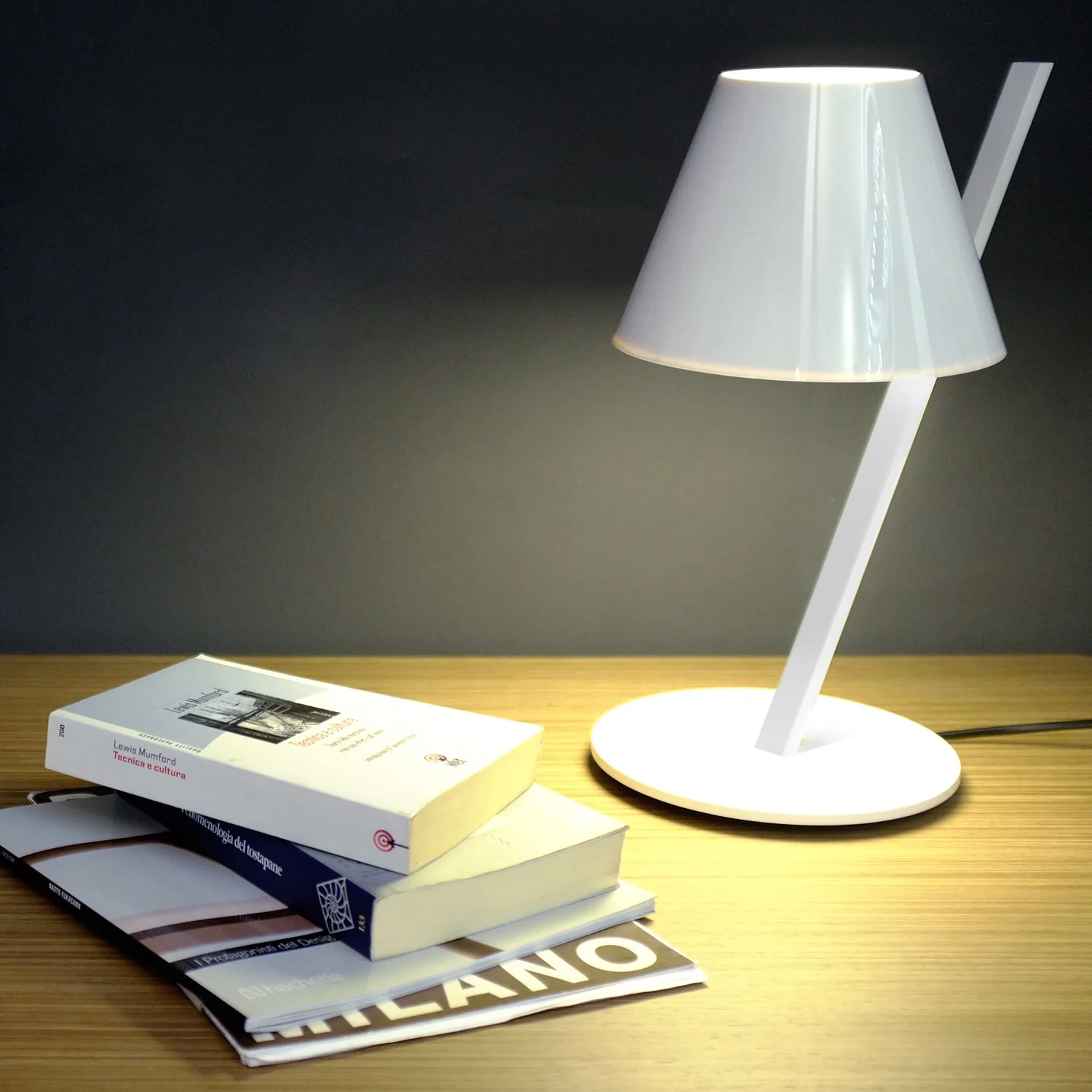 La Petite Table Lamp - Image 3
