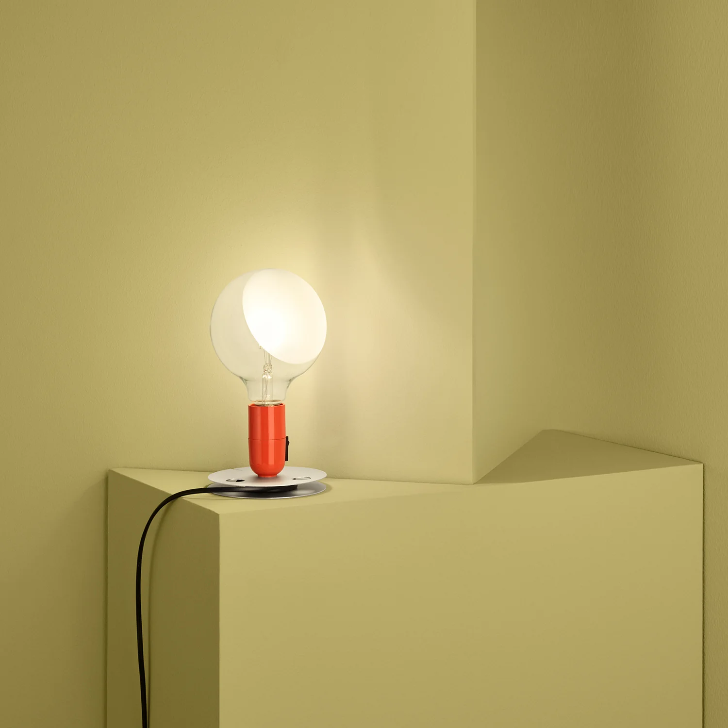 Lampadina Table Lamp - Image 8