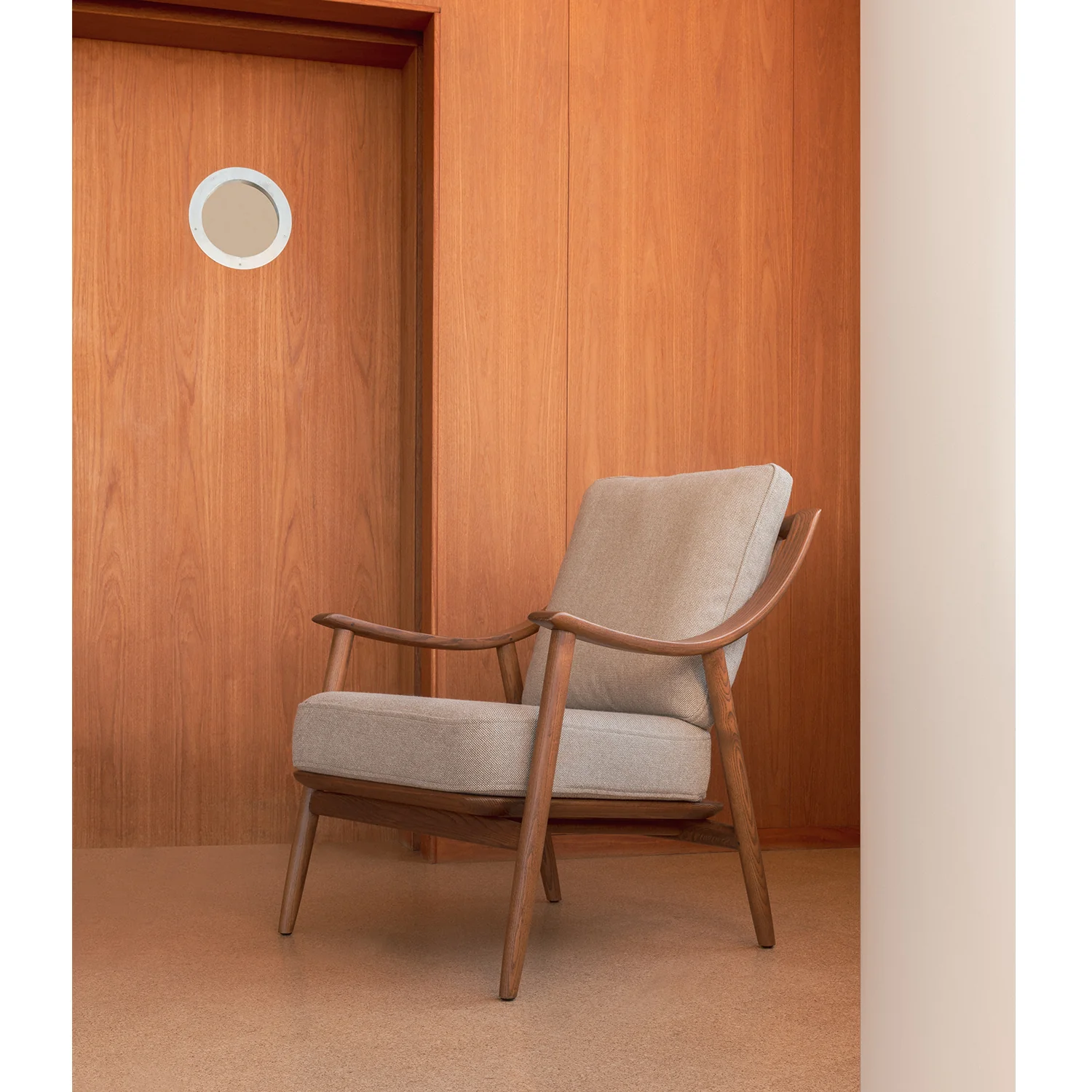 Marino Chair, Solid Ash - Image 4