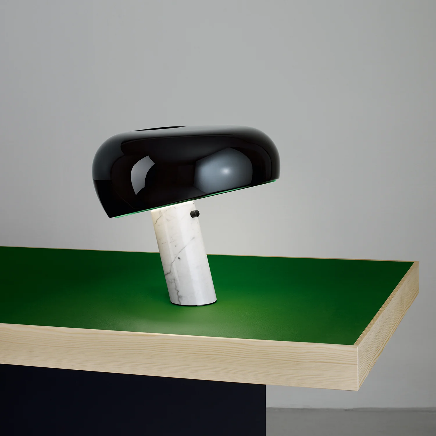Snoopy Table Lamp - Image 3