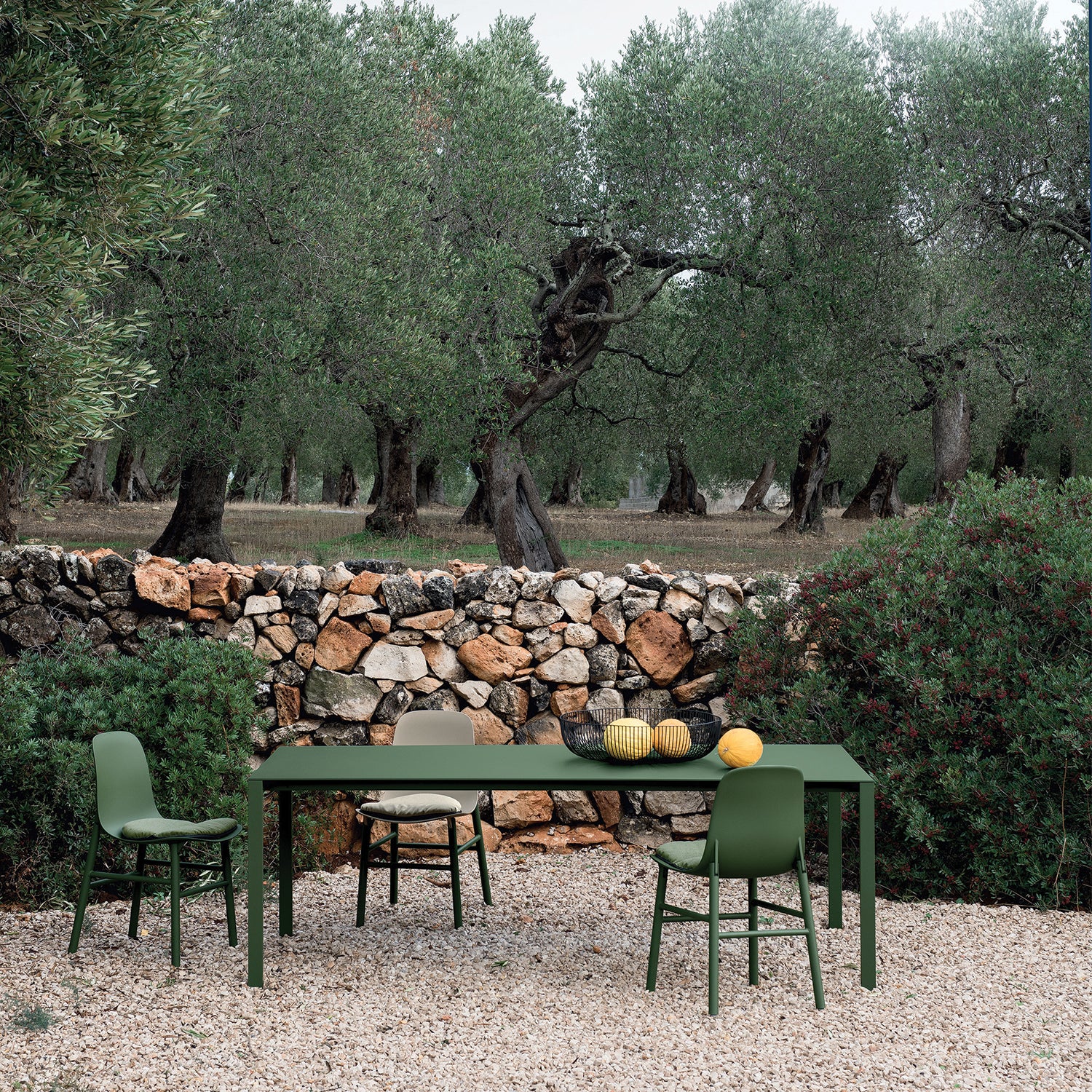 Thin-K Outdoor Extendable Table - Image 3